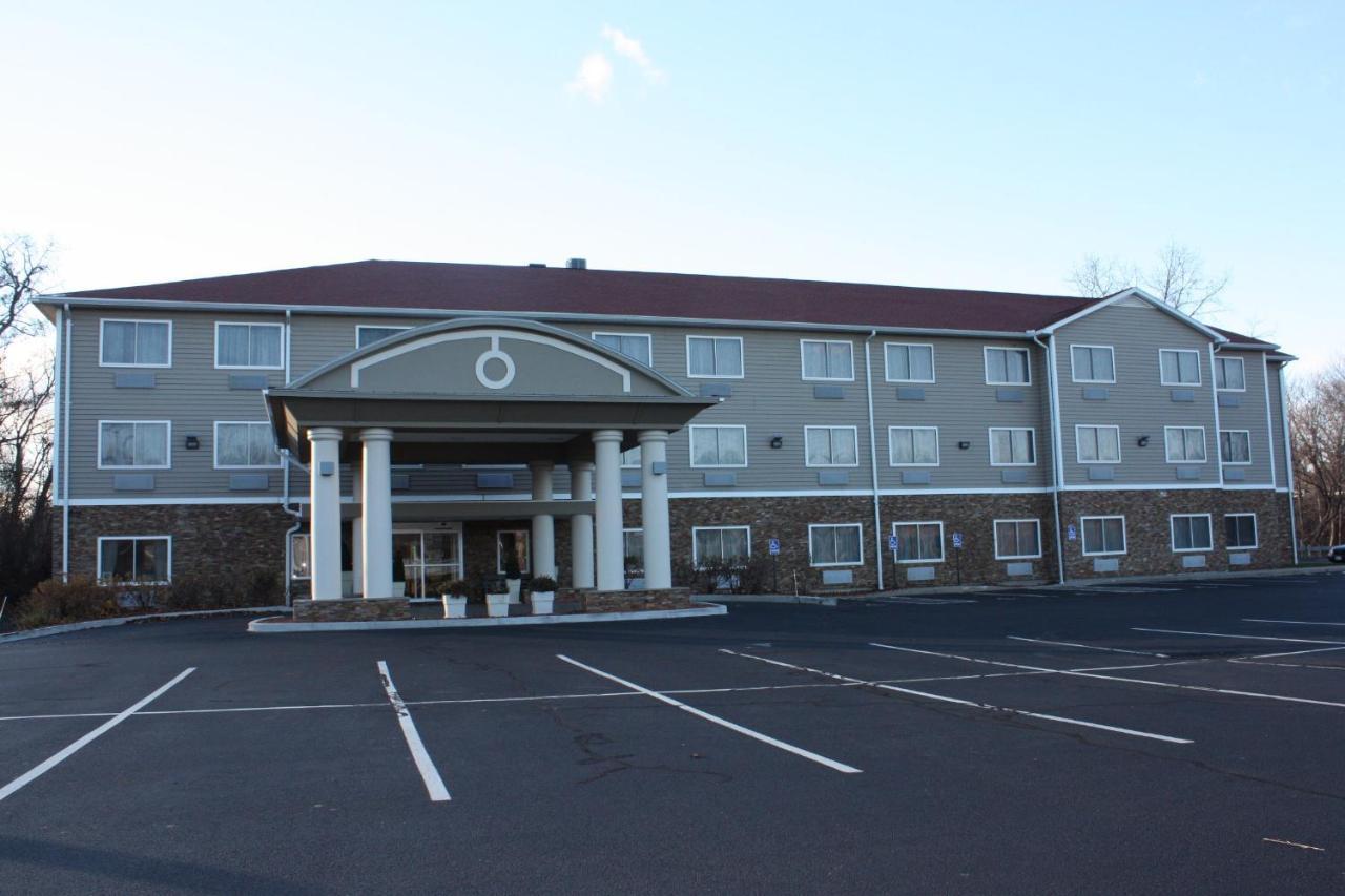 Holiday Inn Express - Ludlow - Chicopee Area By Ihg Zewnętrze zdjęcie