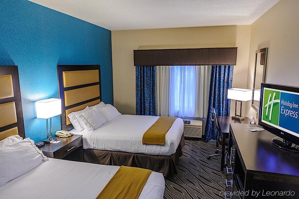 Holiday Inn Express - Ludlow - Chicopee Area By Ihg Zewnętrze zdjęcie